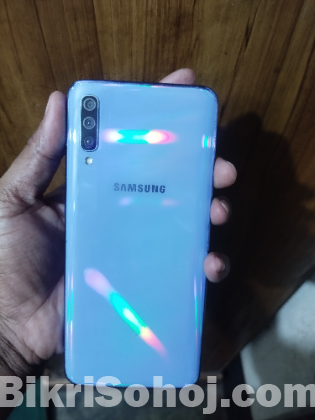 Samsung A70